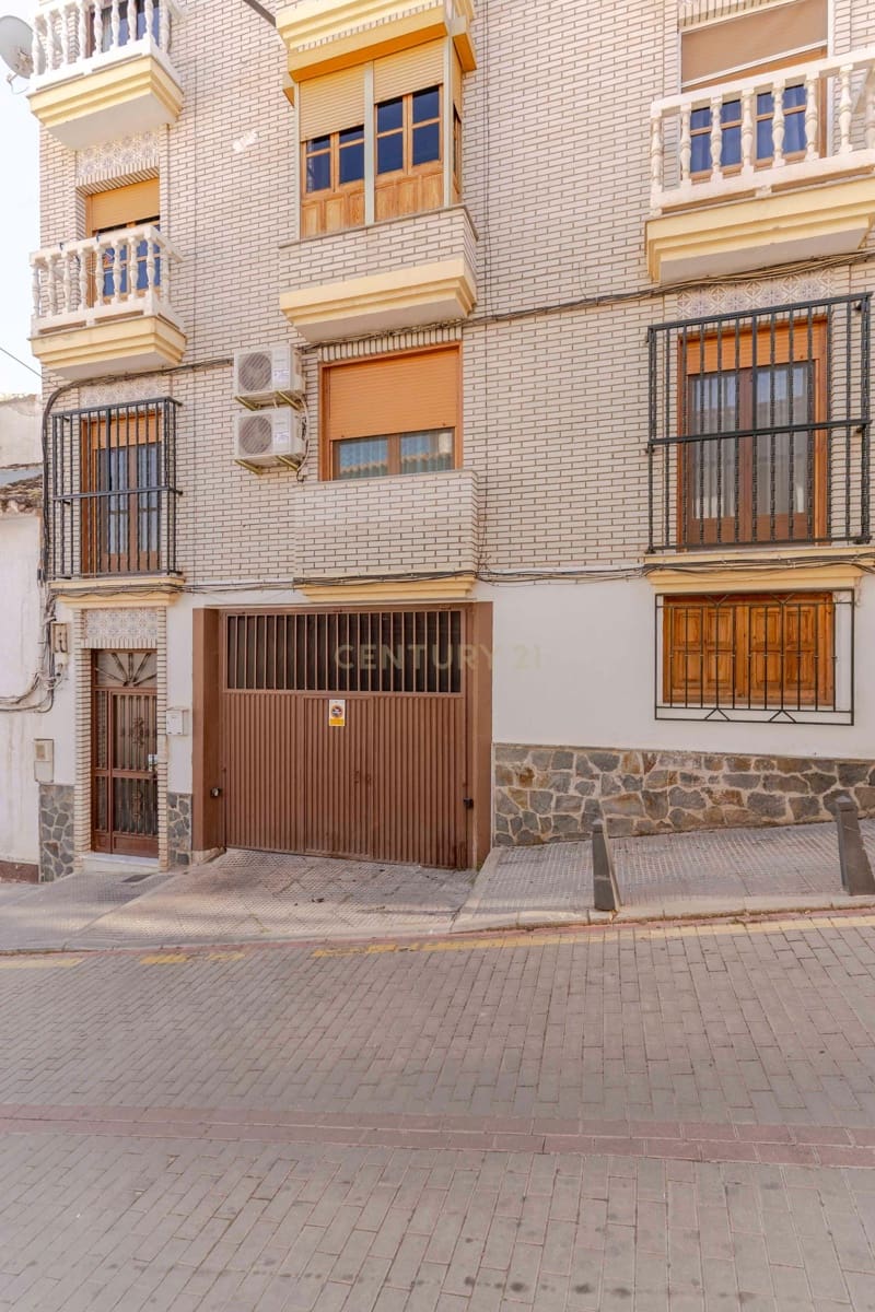 3 makuuhuone Asunto myytävänä paikassa Loja - 139 500 € (Ref: 9289560)