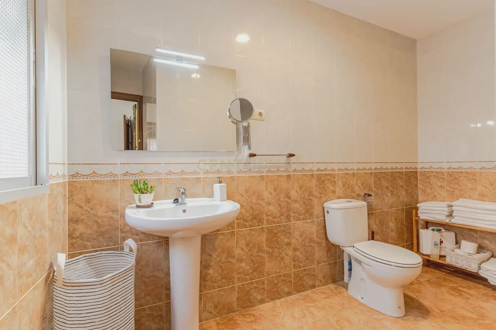 7 soveværelse Lejlighed til salg i Itrabo - € 139.000 (Ref: 9289561)