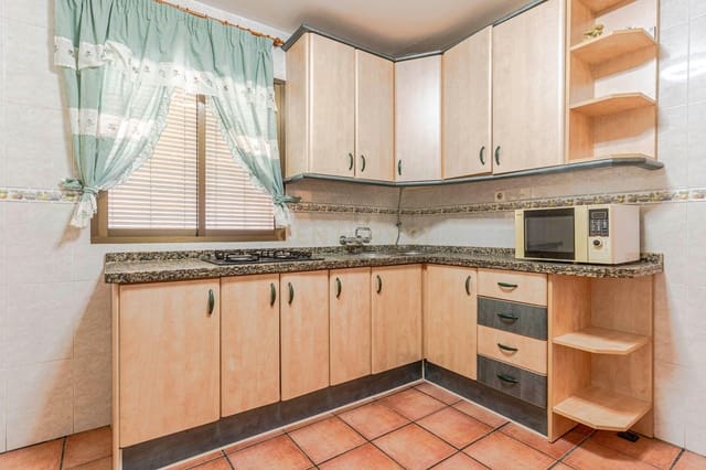 3 soveværelse Byhus til salg i Salobreña - € 225.000 (Ref: 9289562)