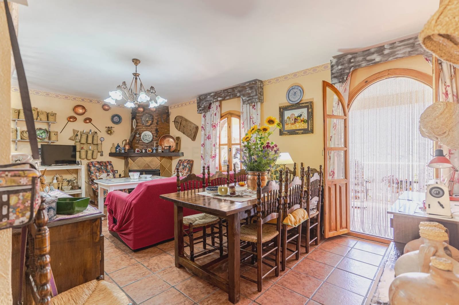 3 soveværelse Finca/Landehus til salg i Guejar Sierra med swimmingpool garage - € 250.000 (Ref: 9289563)