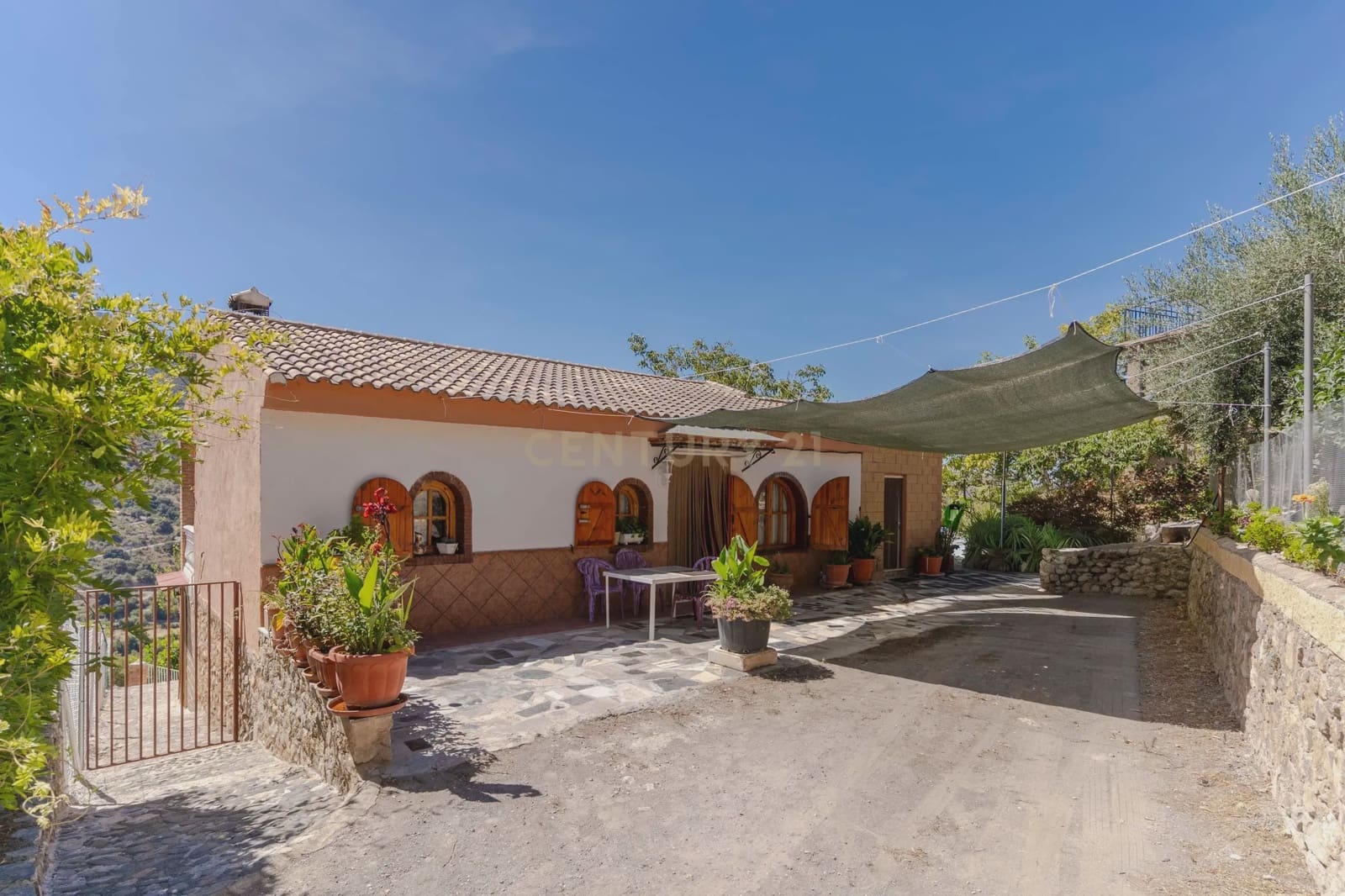 3 soveværelse Finca/Landehus til salg i Guejar Sierra med swimmingpool garage - € 250.000 (Ref: 9289563)