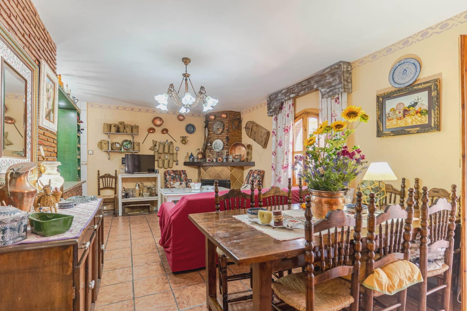 3 soveværelse Finca/Landehus til salg i Guejar Sierra med swimmingpool garage - € 250.000 (Ref: 9289563)