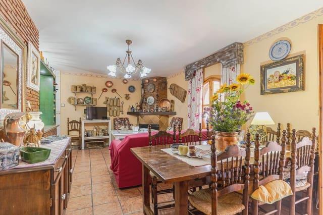 3 soveværelse Finca/Landehus til salg i Güéjar Sierra med swimmingpool garage - € 250.000 (Ref: 9289563)