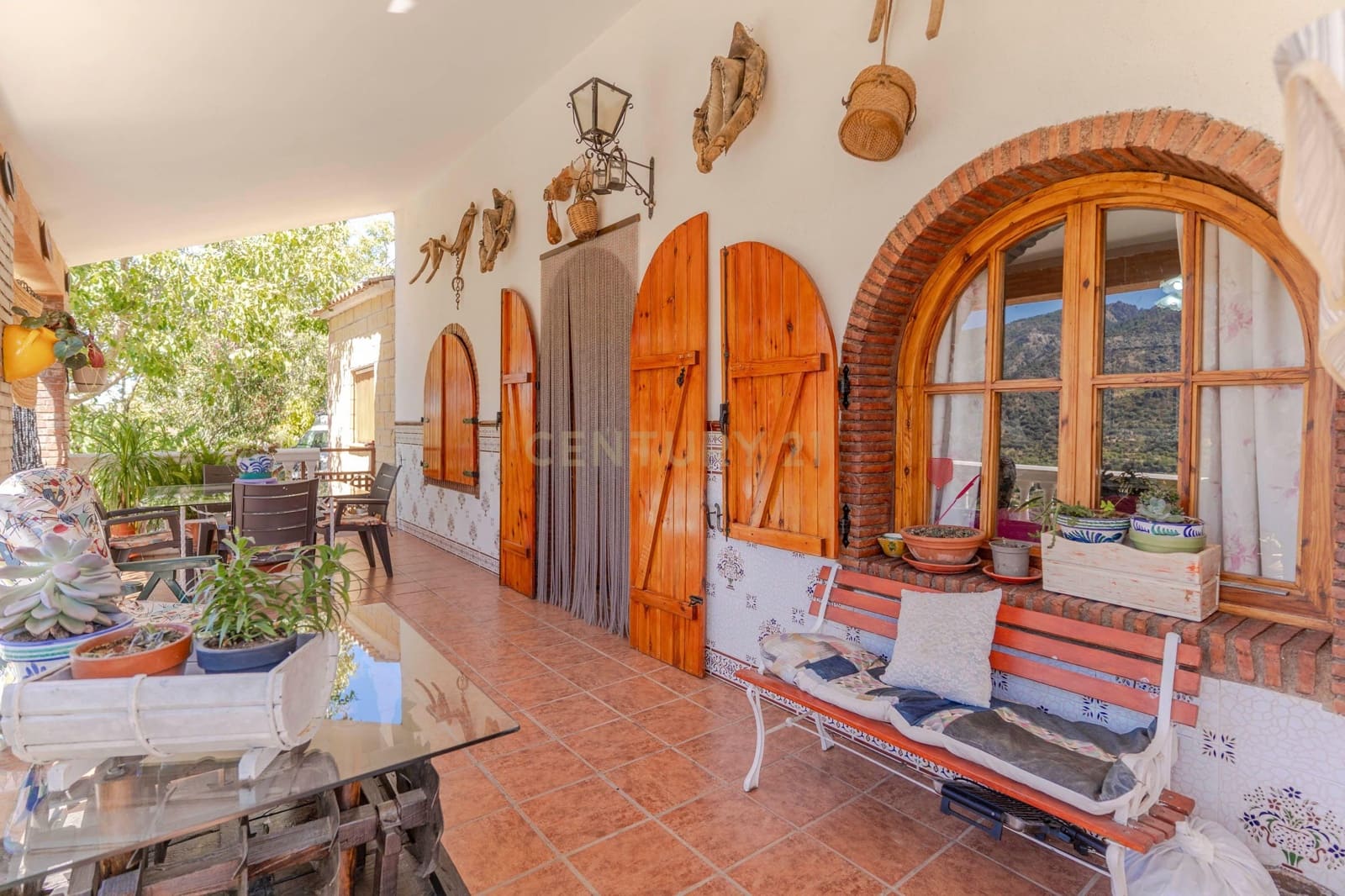 3 soveværelse Finca/Landehus til salg i Guejar Sierra med swimmingpool garage - € 250.000 (Ref: 9289563)