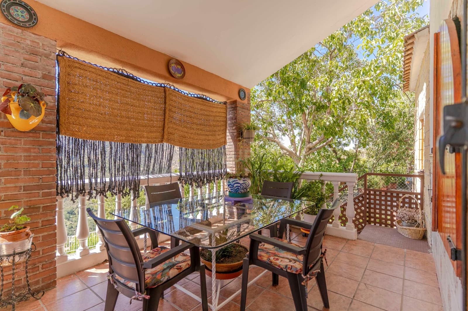 3 soveværelse Finca/Landehus til salg i Guejar Sierra med swimmingpool garage - € 250.000 (Ref: 9289563)