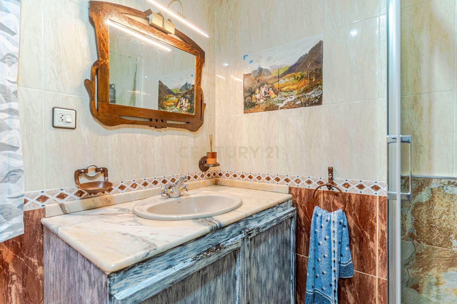 3 soveværelse Finca/Landehus til salg i Guejar Sierra med swimmingpool garage - € 250.000 (Ref: 9289563)