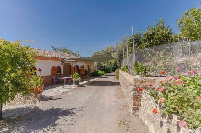 3 soveværelse Finca/Landehus til salg i Güéjar Sierra med swimmingpool garage - € 250.000 (Ref: 9289563)