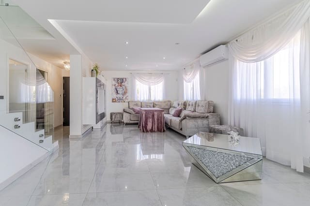 3 soverom Kjedet enebolig til salgs i Jun - € 295 000 (Ref: 9289564)