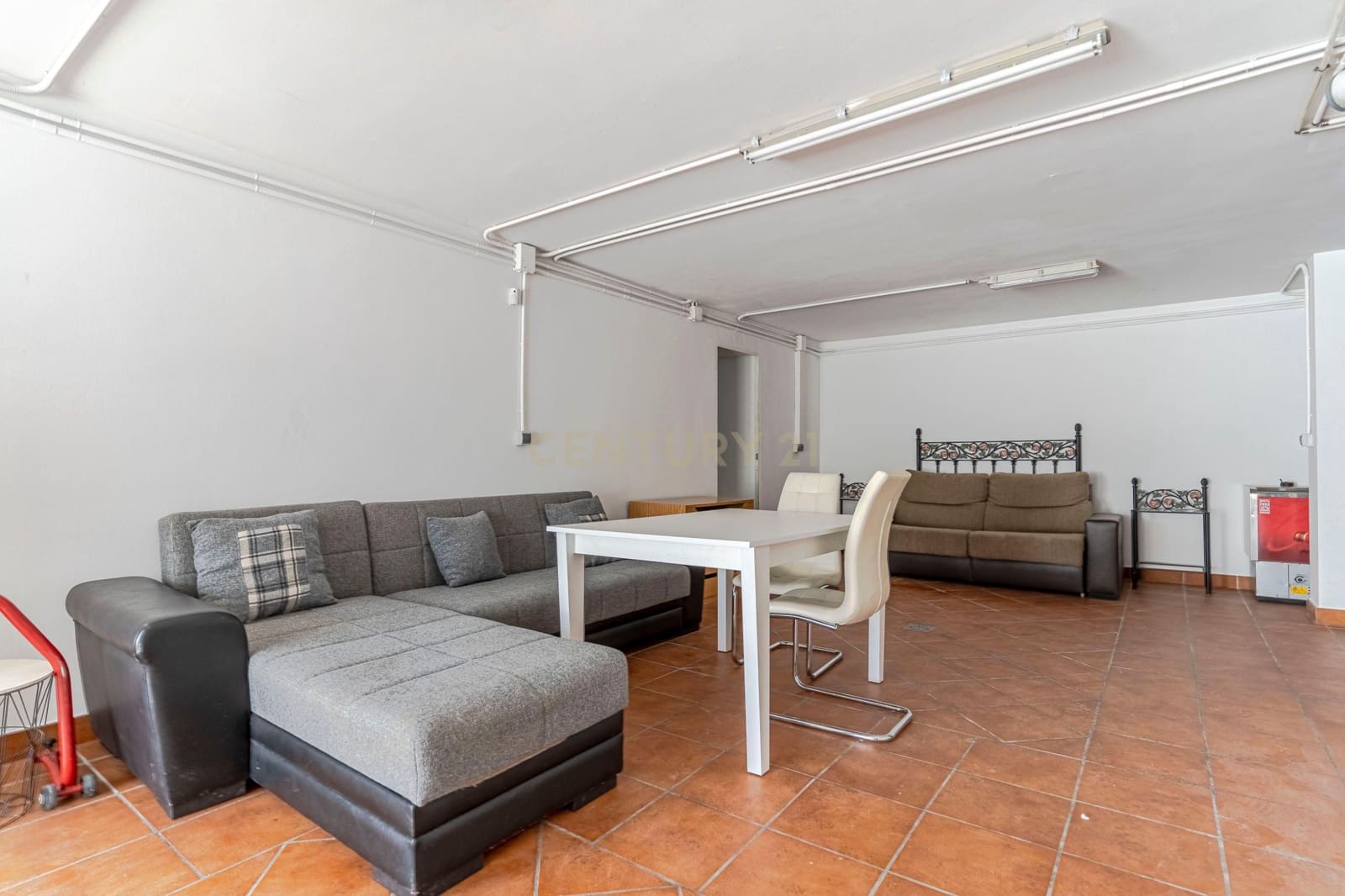 3 soveværelse Semi-Rækkehus til salg i Jun - € 295.000 (Ref: 9289564)