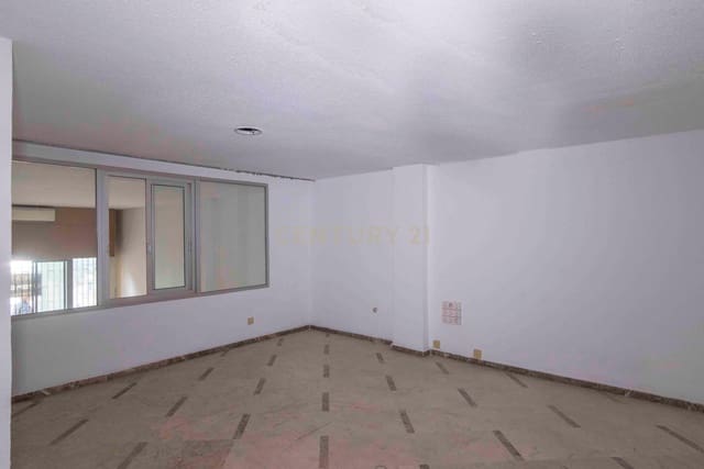 Komercyjne na sprzedaż w Figares, Miasto Grenada - 485 000 € (Ref: 9289565)