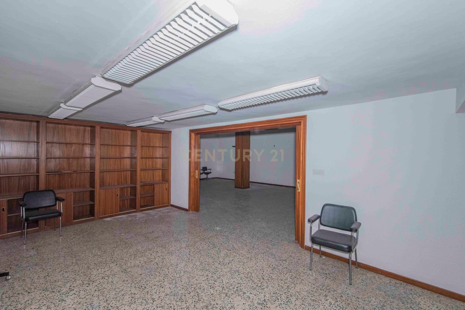 Komercyjne na sprzedaż w Miasto Grenada - 485 000 € (Ref: 9289565)