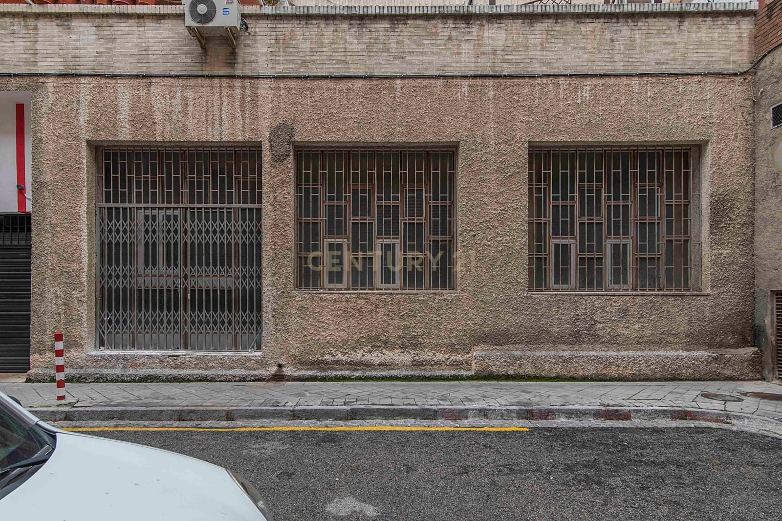 Komercyjne na sprzedaż w Miasto Grenada - 485 000 € (Ref: 9289565)