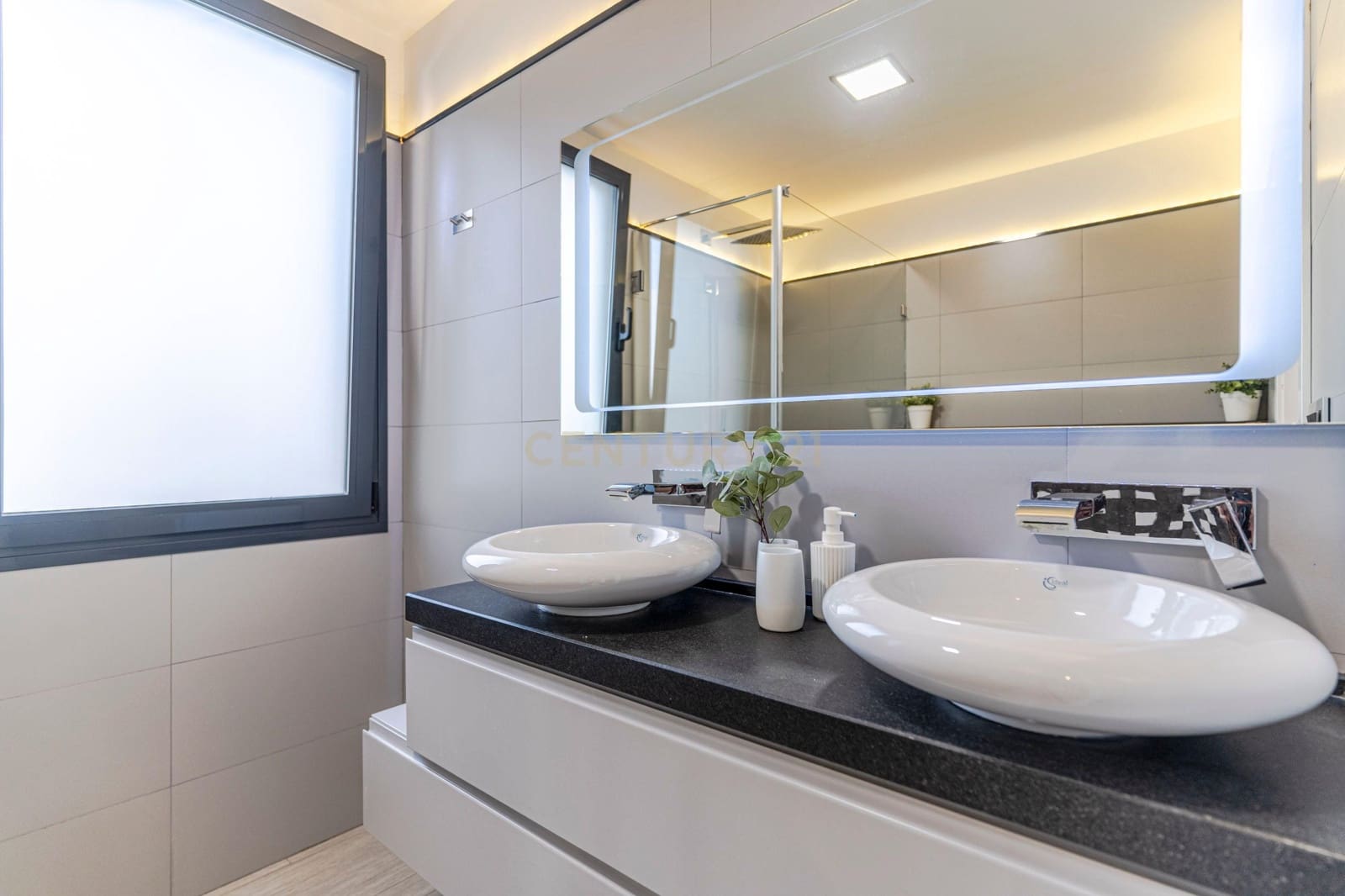 3 soverom Villa til salgs i Pinos Genil - € 550 000 (Ref: 9289566)