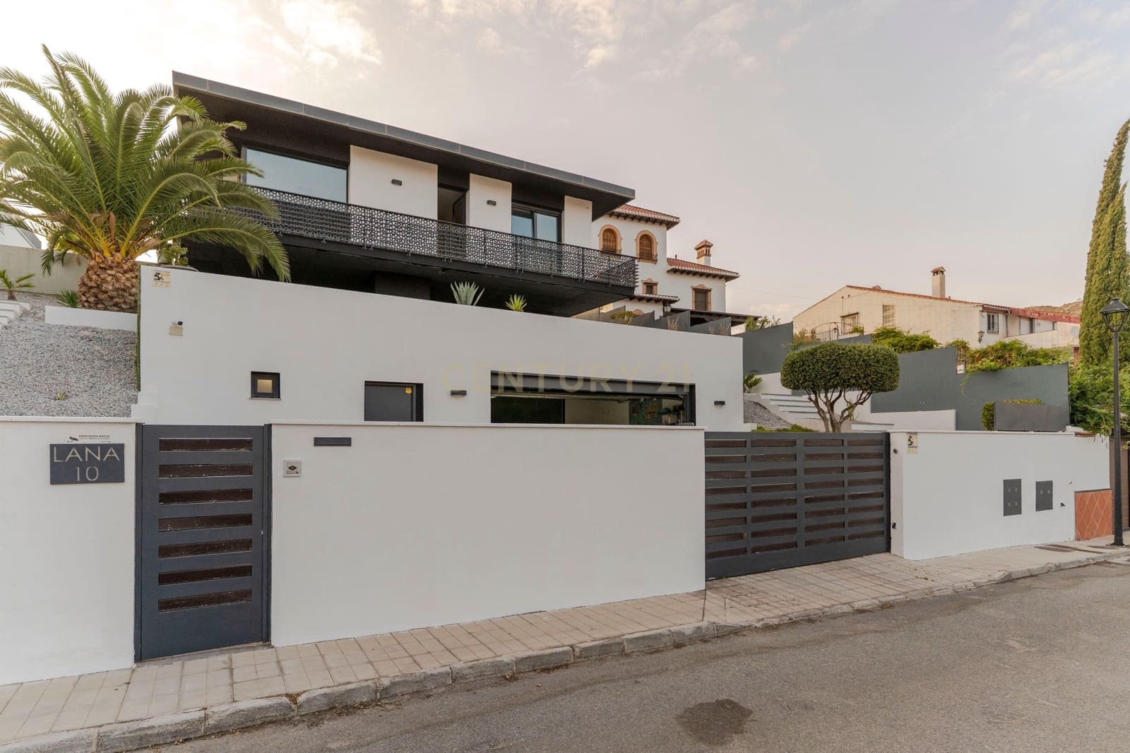 3 soverom Villa til salgs i Pinos Genil - € 550 000 (Ref: 9289566)