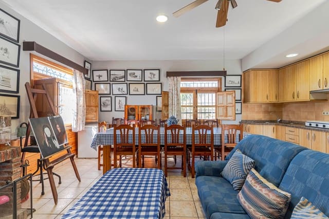 1 soveværelse Finca/Landehus til salg i Motril med swimmingpool garage - € 219.000 (Ref: 9289569)