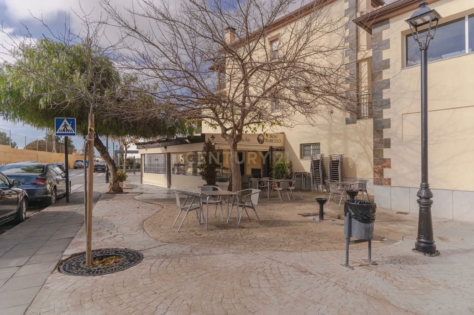 Kommersiell til salgs i Ogijares - € 240 000 (Ref: 9289573)