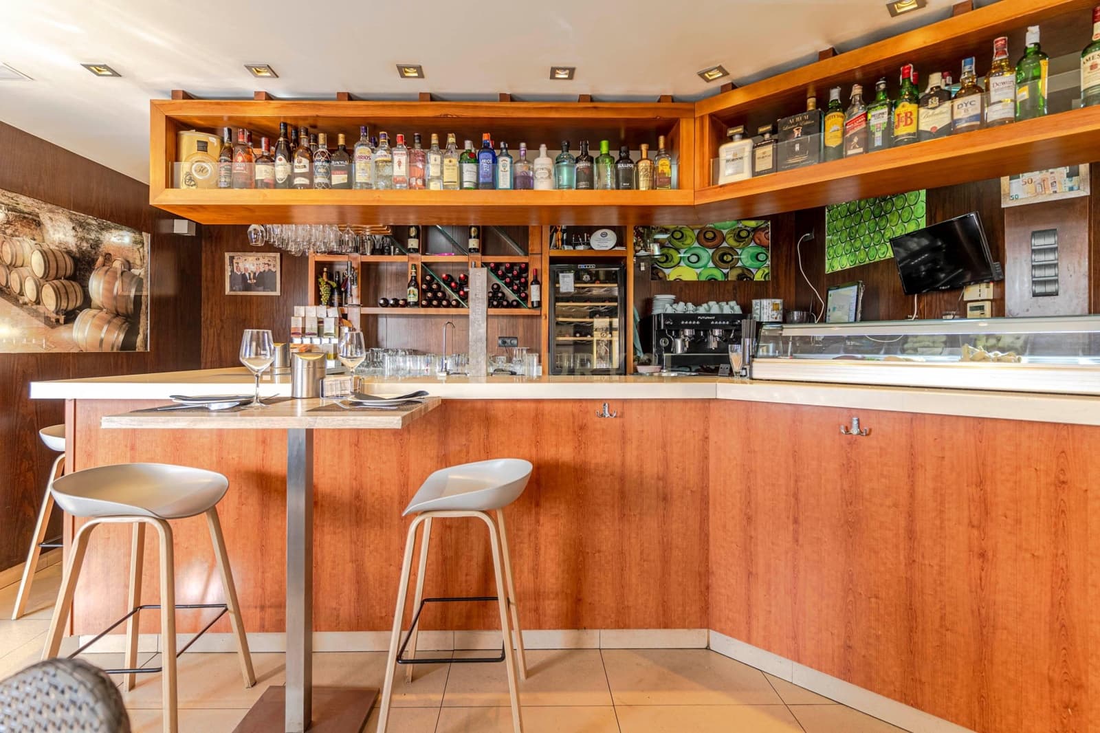 Kommersiell til salgs i Ogijares - € 240 000 (Ref: 9289573)