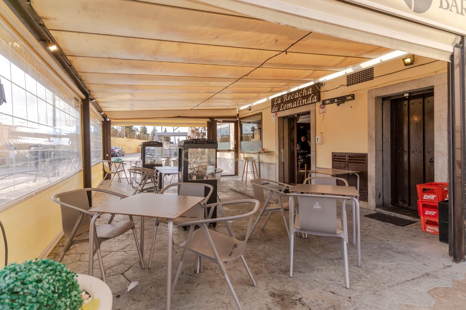 Kommersiell til salgs i Ogijares - € 240 000 (Ref: 9289573)