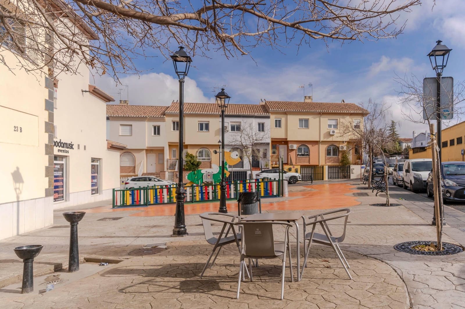 Kommersiell til salgs i Ogijares - € 240 000 (Ref: 9289573)