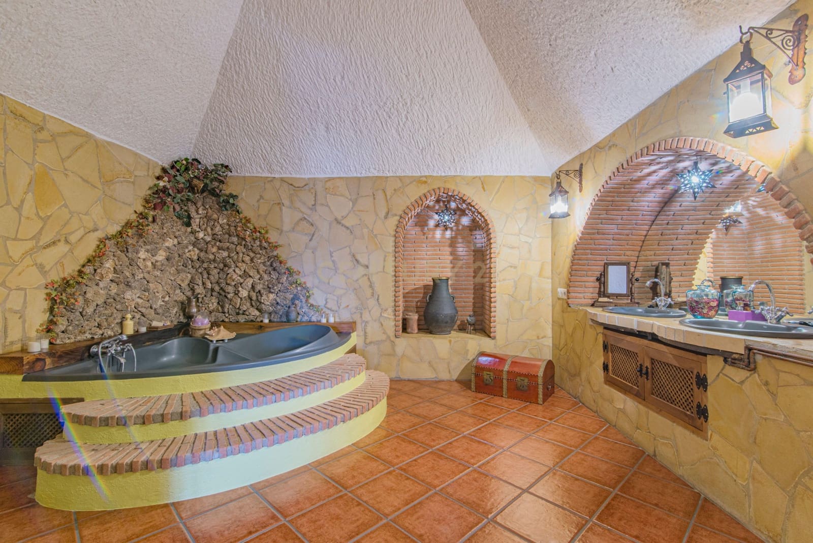 5 Zimmer Höhle zu verkaufen in Guadix - 445.000 € (Ref: 9289575)