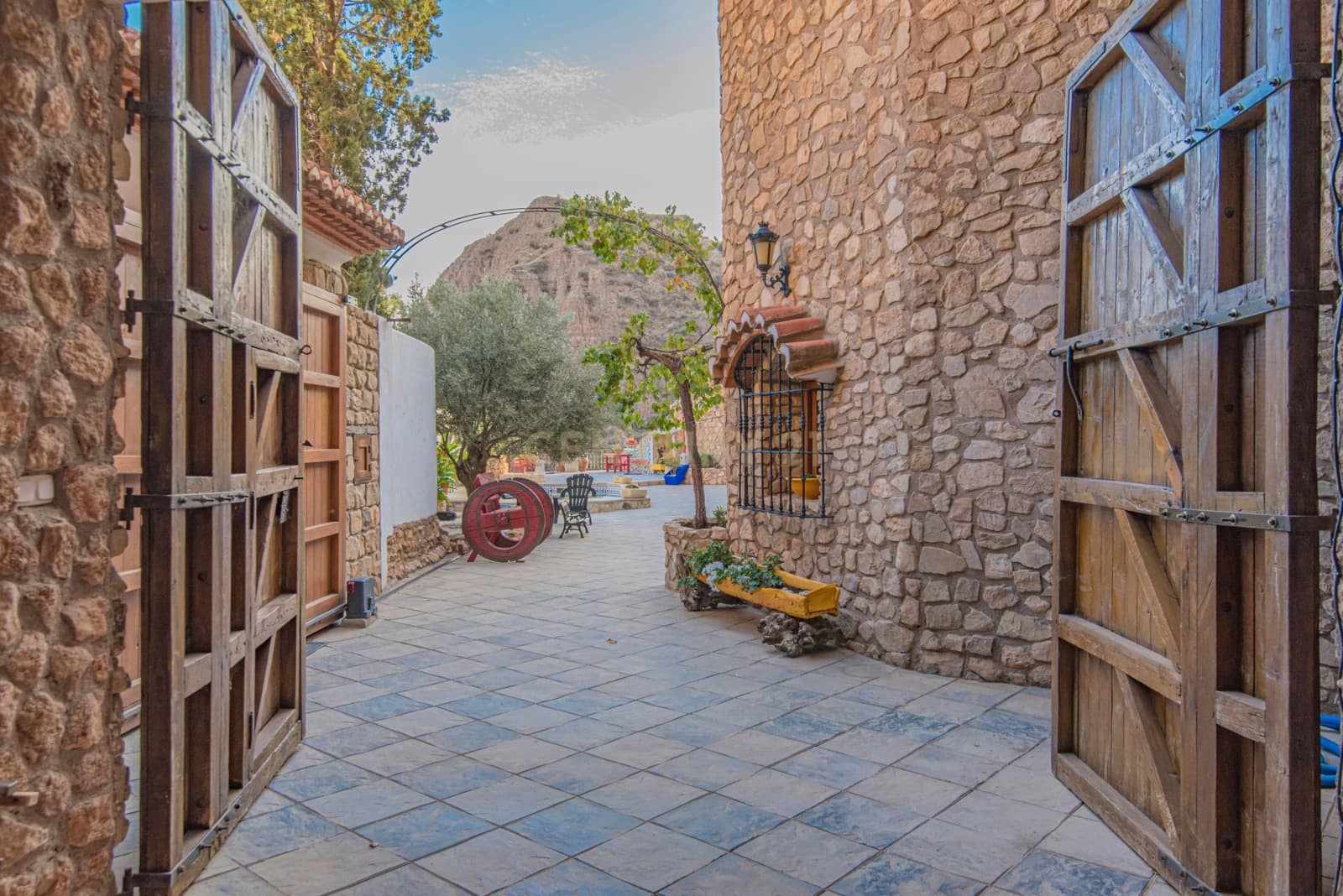 5 Zimmer Höhle zu verkaufen in Guadix - 445.000 € (Ref: 9289575)