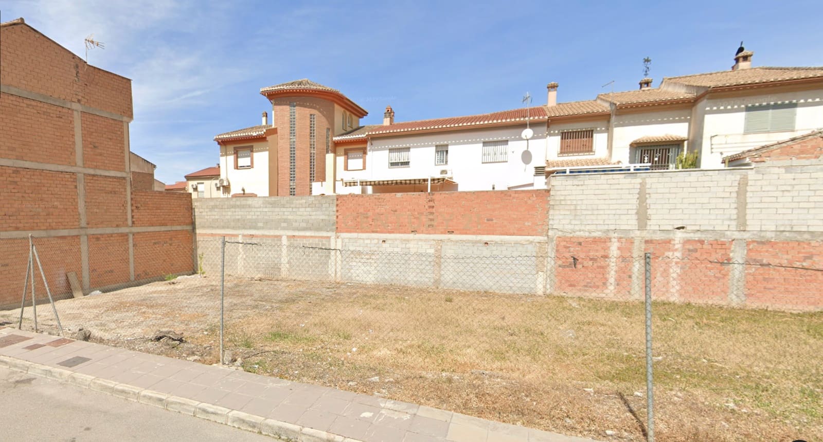 Byggegrund til salg i Pinos Puente - € 42.000 (Ref: 9289670)