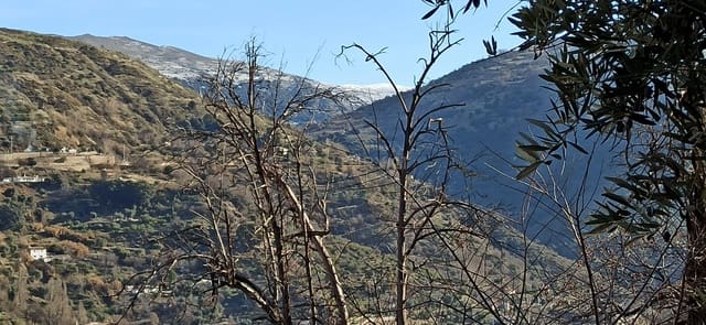 Grunde uden byggetilladelser til salg i Güéjar Sierra - € 49.000 (Ref: 9289672)