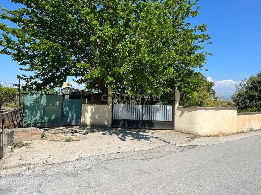 Finca/Landehus til salg i La Zubia - € 580.000 (Ref: 9289675)