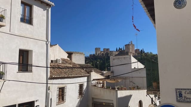 Ruin til salg i Albaicin, Granada by - € 180.000 (Ref: 9289680)