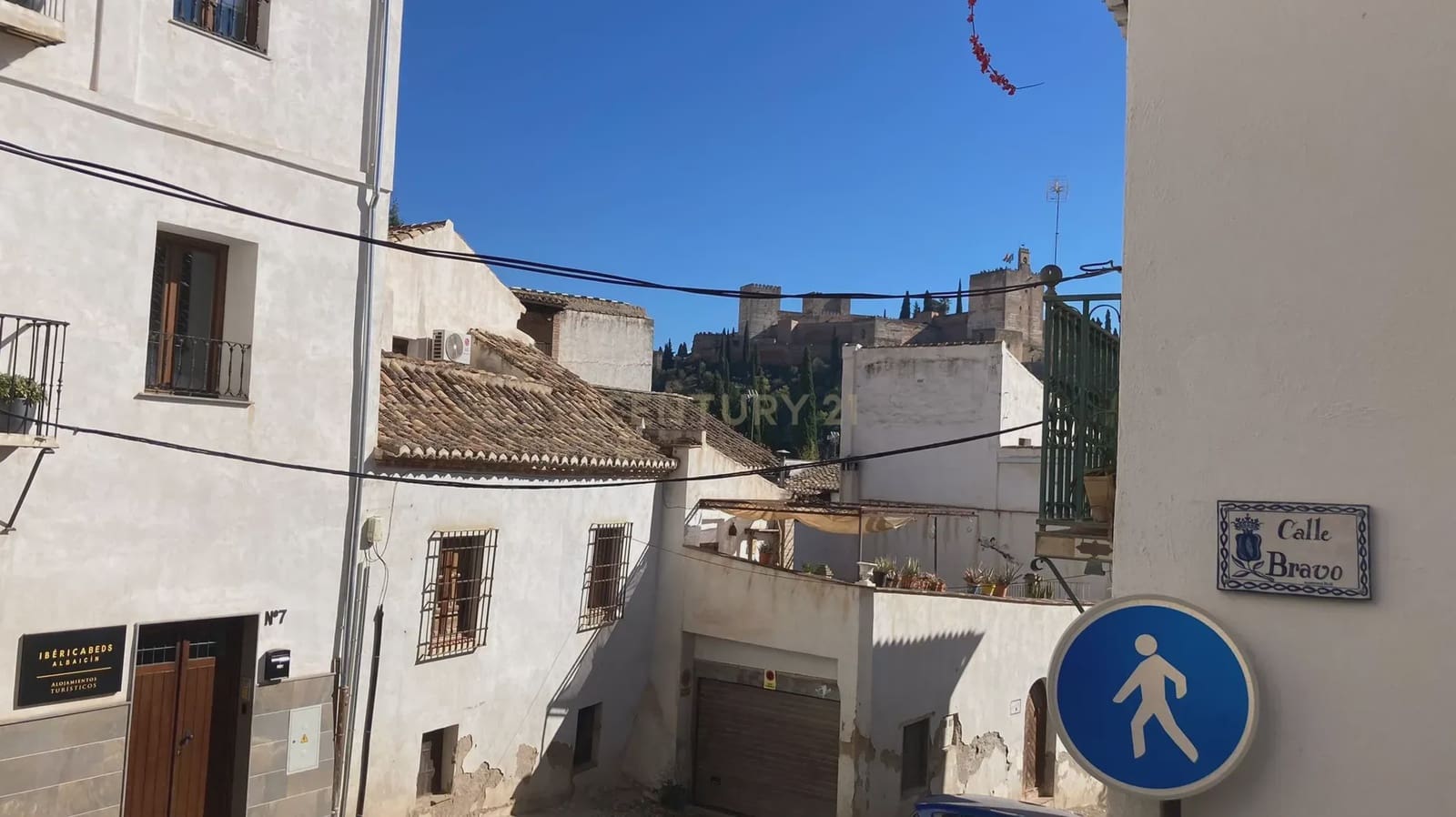 Ruina na sprzedaż w Miasto Grenada - 180 000 € (Ref: 9289680)