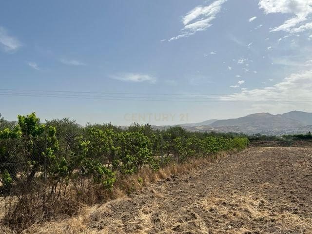 Finca/Hus på landet till salu i La Zubia - 180 000 € (Ref: 9289683)