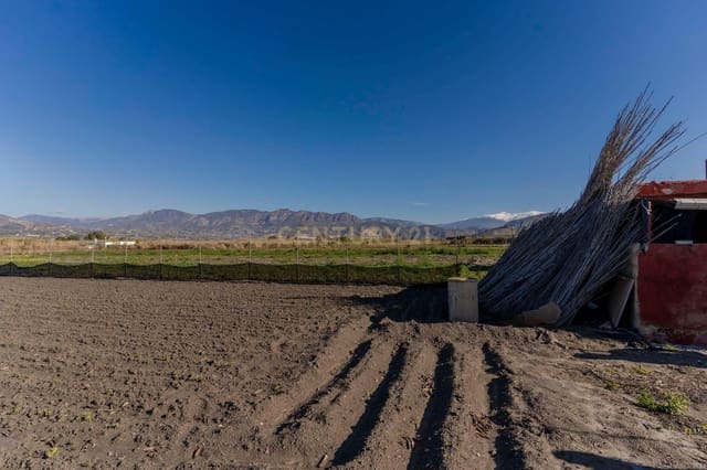 Ubebygd land til salgs i Salobreña - € 65 500 (Ref: 9289684)