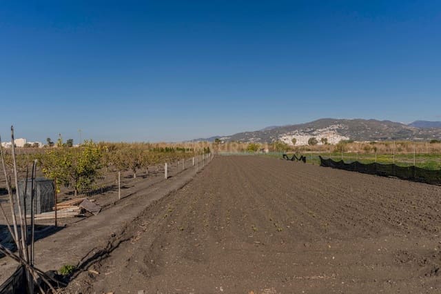 Ubebygd land til salgs i Salobreña - € 65 500 (Ref: 9289684)