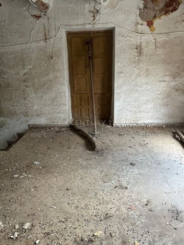 4 makuuhuone Omakotitalo myytävänä paikassa Pórtugos - 66 000 € (Ref: 9289687)