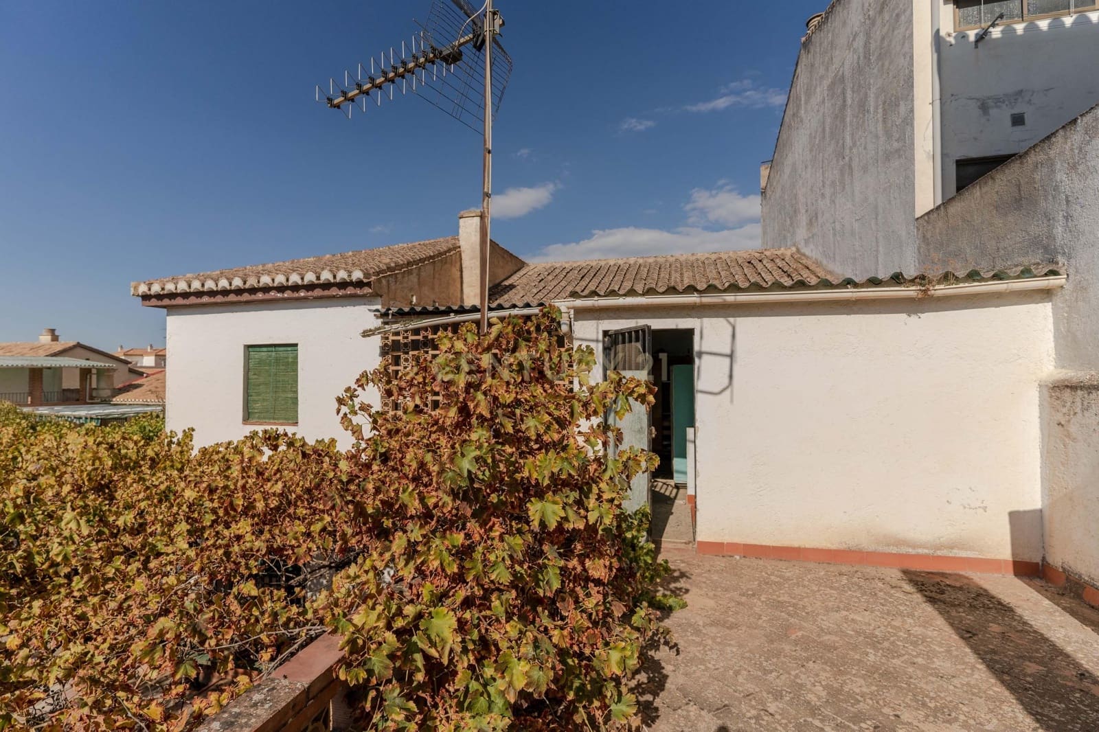 Villa til salg i La Zubia - € 425.000 (Ref: 9289688)