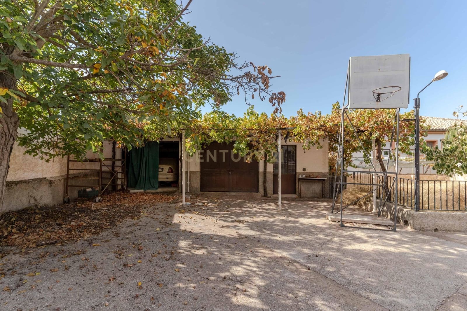 Villa til salg i La Zubia - € 425.000 (Ref: 9289688)