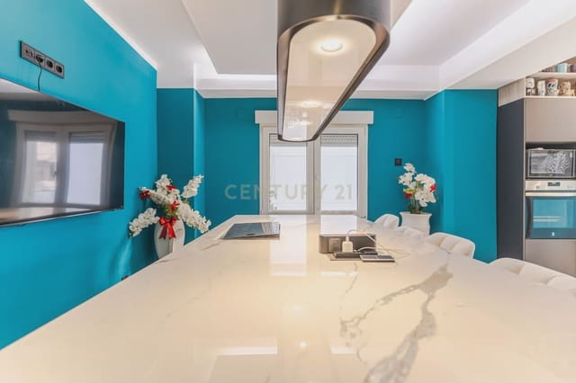 2 soveværelse Lejlighed til salg i Centro - Sagrario, Granada by - € 299.900 (Ref: 9289689)