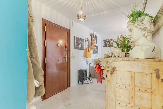 2 soveværelse Lejlighed til salg i Centro - Sagrario, Granada by - € 299.900 (Ref: 9289689)
