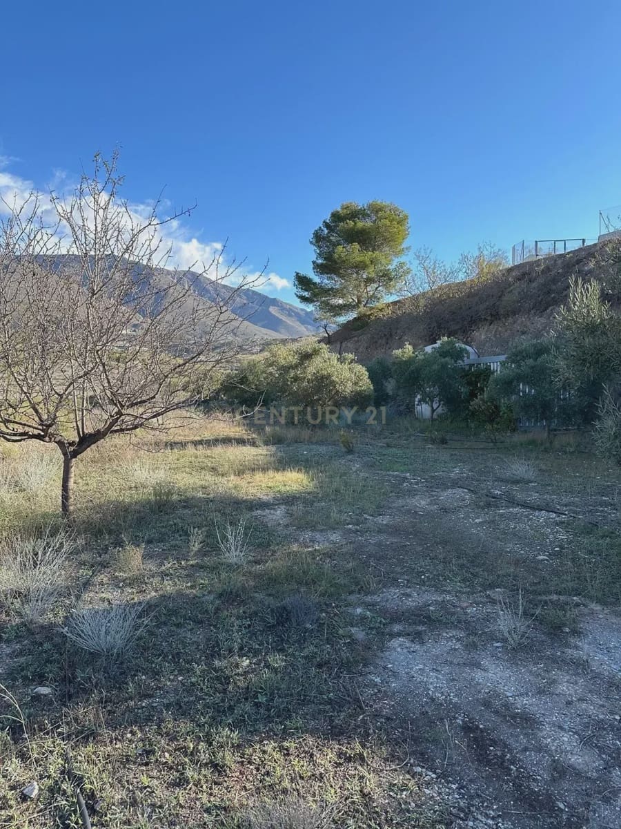 Grunde uden byggetilladelser til salg i Velez de Benaudalla - € 40.000 (Ref: 9289692)