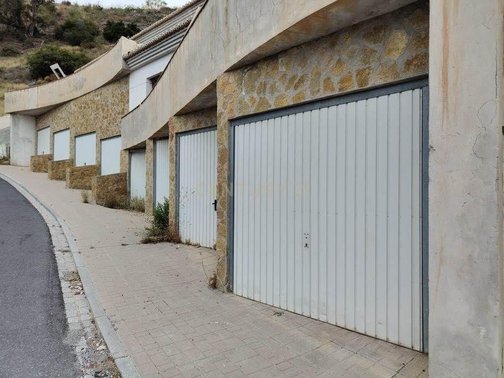 4 soveværelse Semi-Rækkehus til salg i Almunecar - € 4.224.000 (Ref: 9289695)