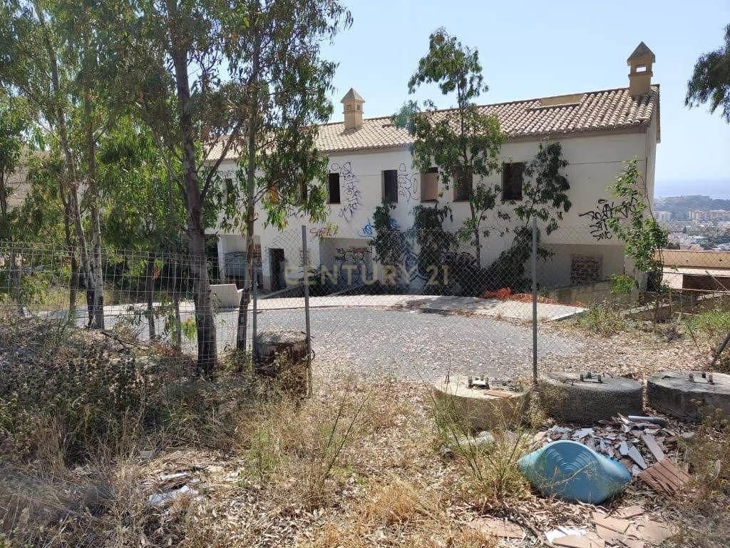 4 soveværelse Semi-Rækkehus til salg i Almunecar - € 4.224.000 (Ref: 9289695)