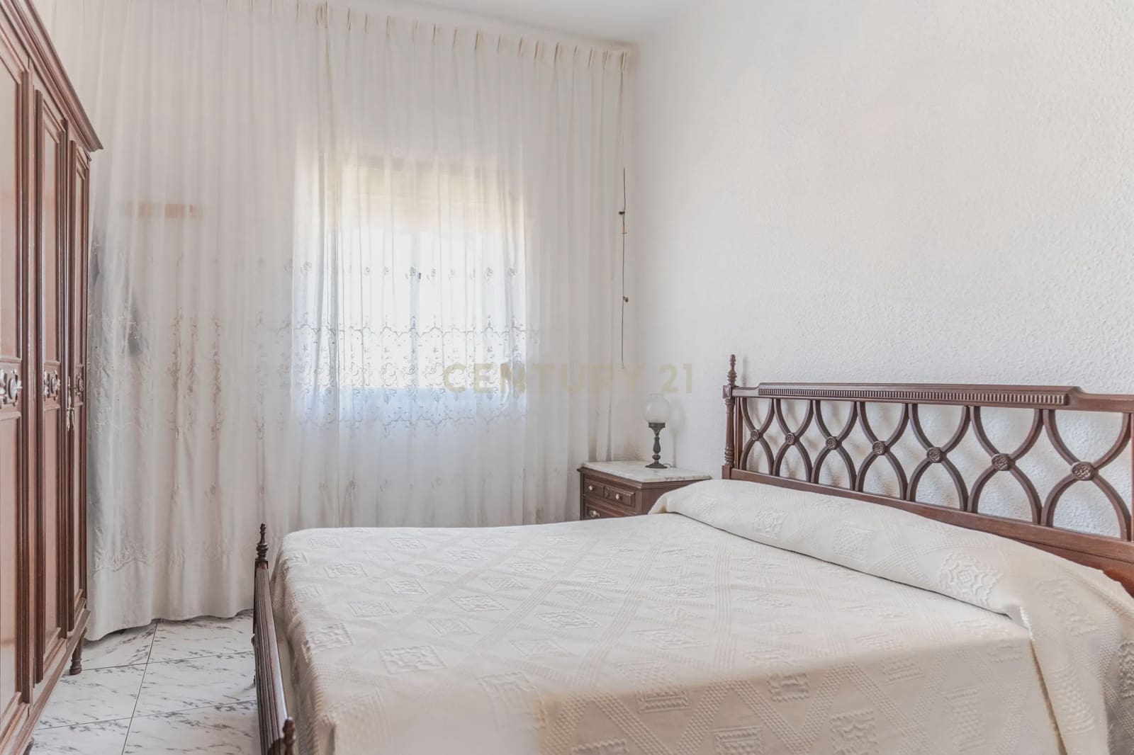 2 soveværelse Lejlighed til salg i Granada by - € 135.000 (Ref: 9289696)