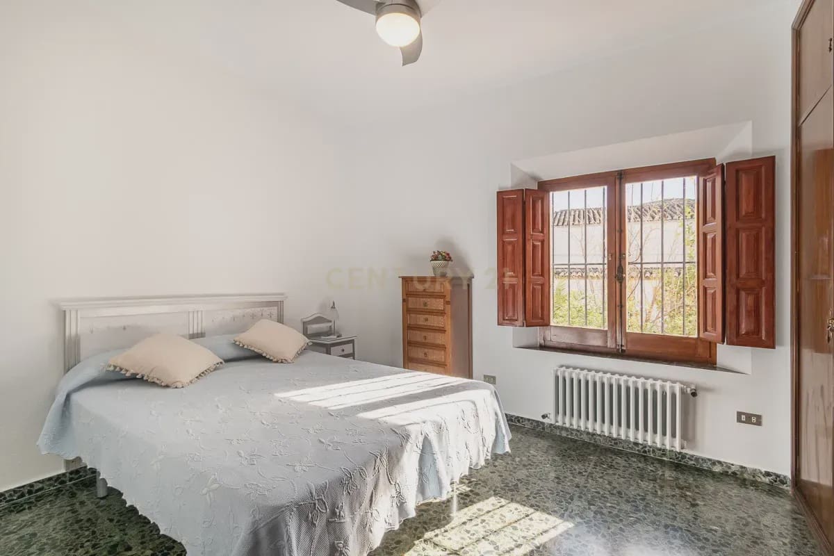 5 soveværelse Villa til salg i Granada by - € 1.090.000 (Ref: 9289700)