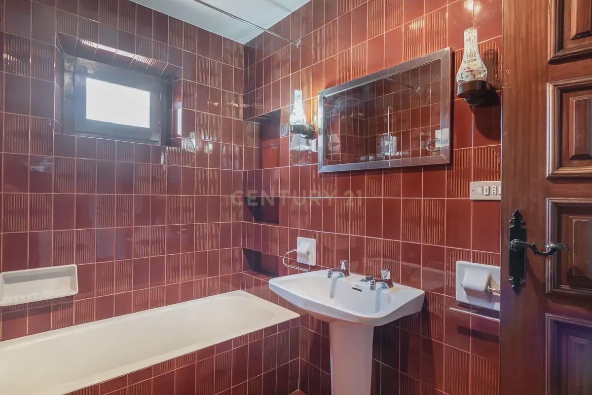 5 soveværelse Villa til salg i Granada by - € 1.090.000 (Ref: 9289700)