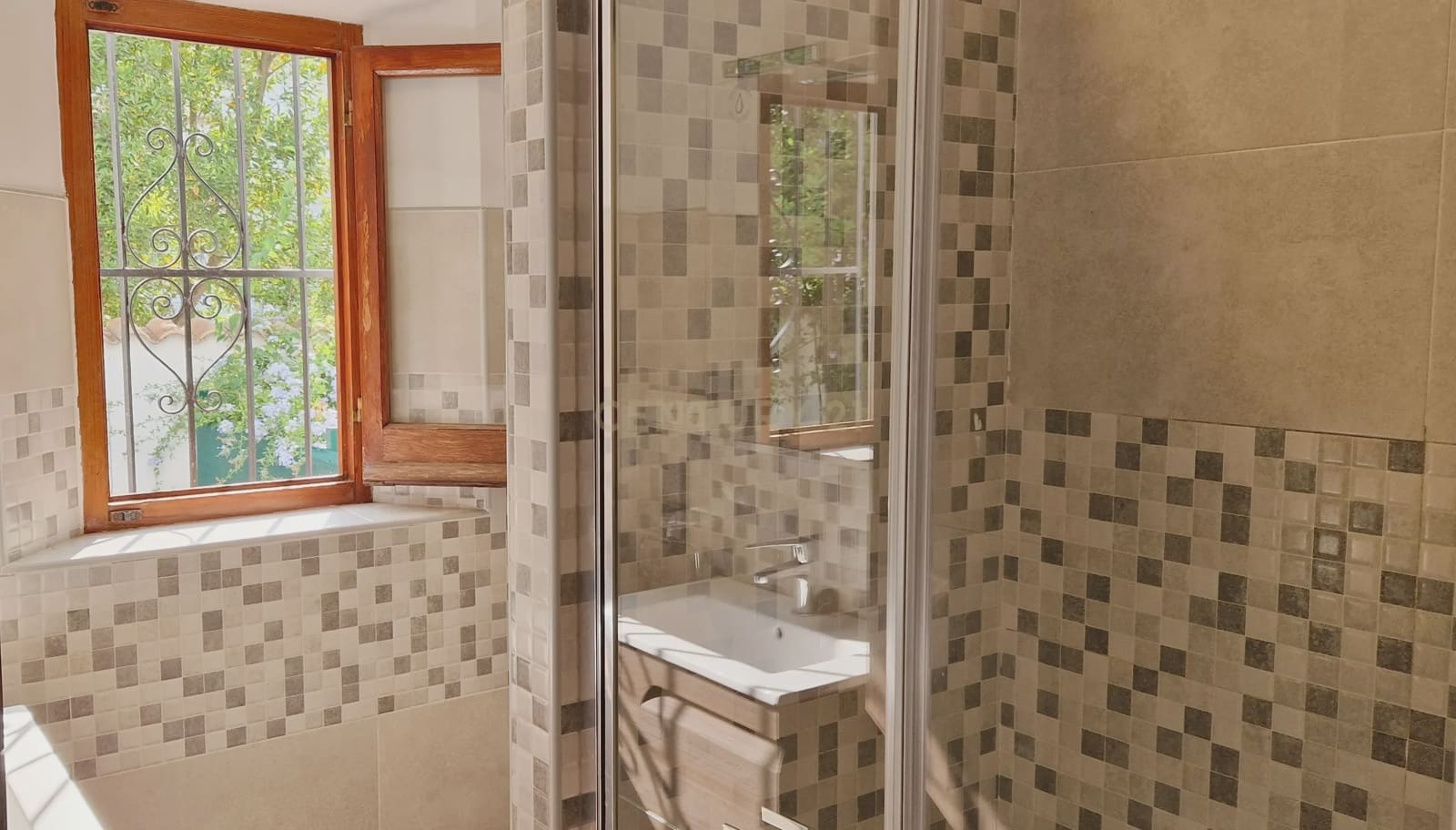 5 soveværelse Villa til salg i Granada by - € 1.090.000 (Ref: 9289700)