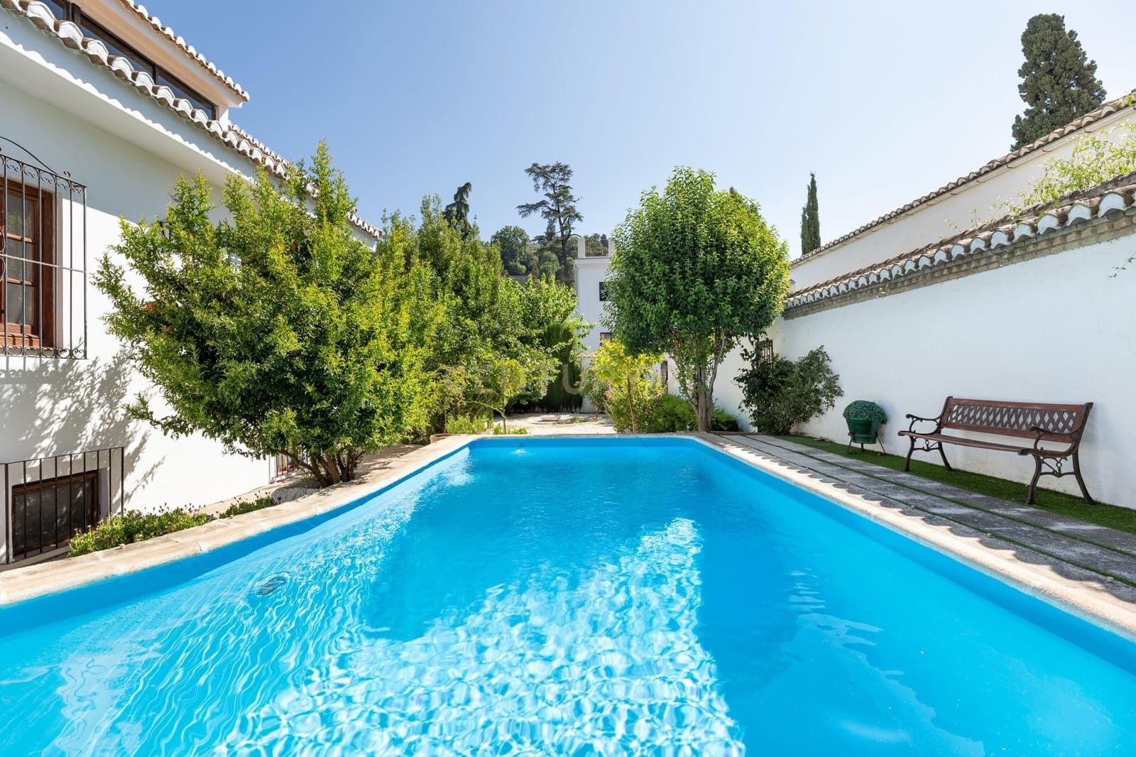 5 soveværelse Villa til salg i Granada by - € 1.090.000 (Ref: 9289700)