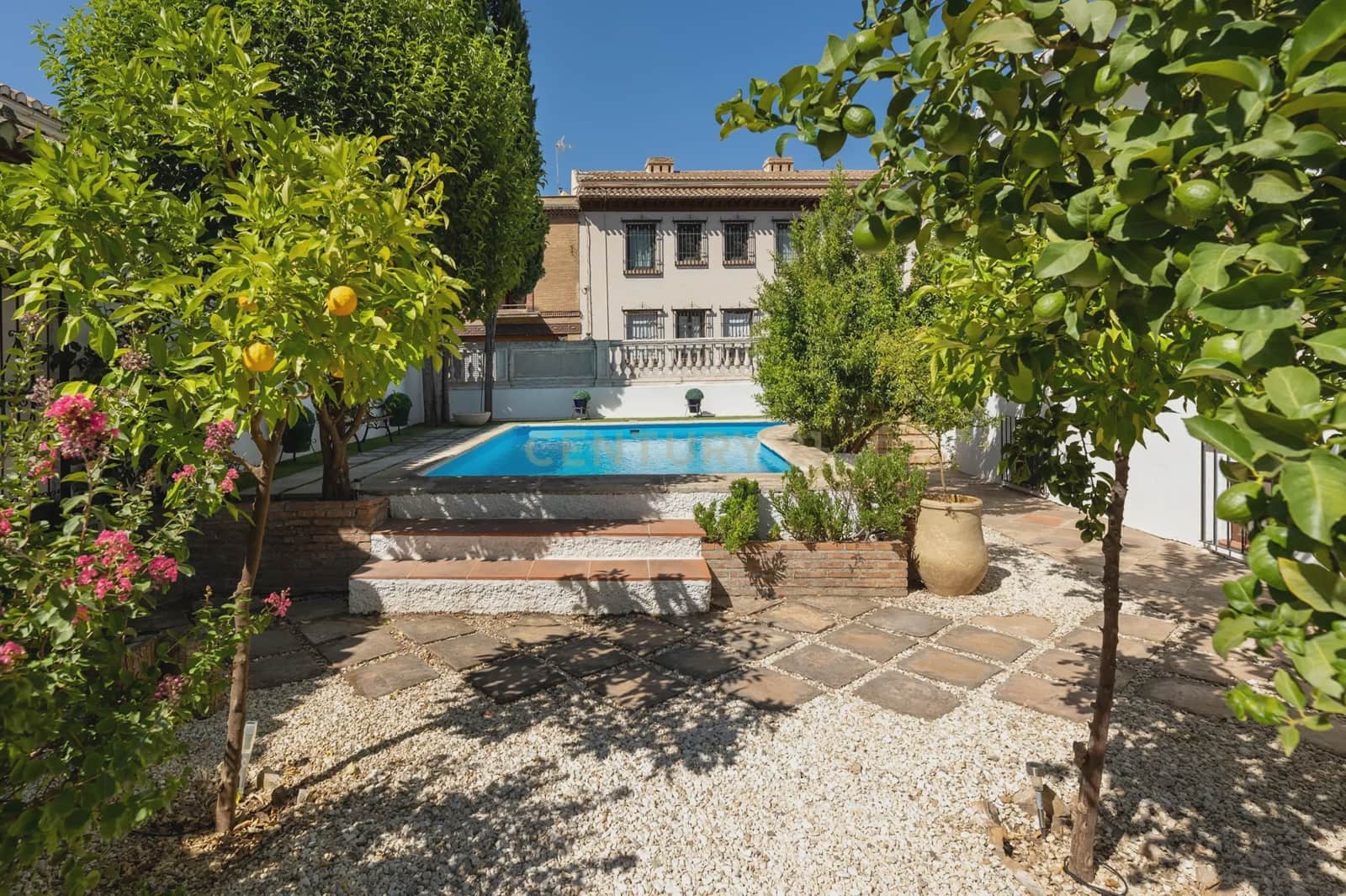 5 soveværelse Villa til salg i Granada by - € 1.090.000 (Ref: 9289700)