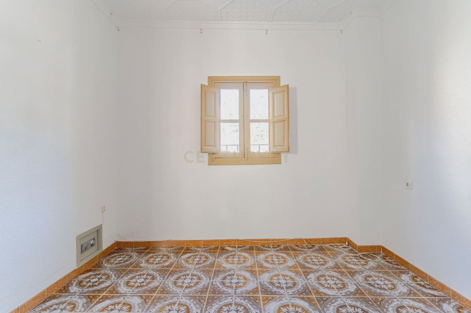 7 soverom Hus til salgs i Itrabo - € 64 500 (Ref: 9289702)