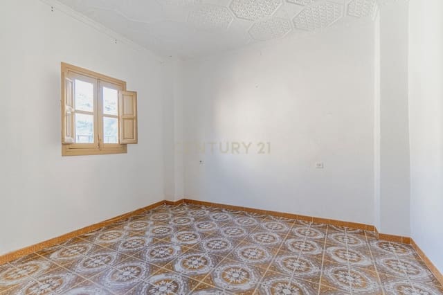 7 makuuhuone Omakotitalo myytävänä paikassa Itrabo - 64 500 € (Ref: 9289702)