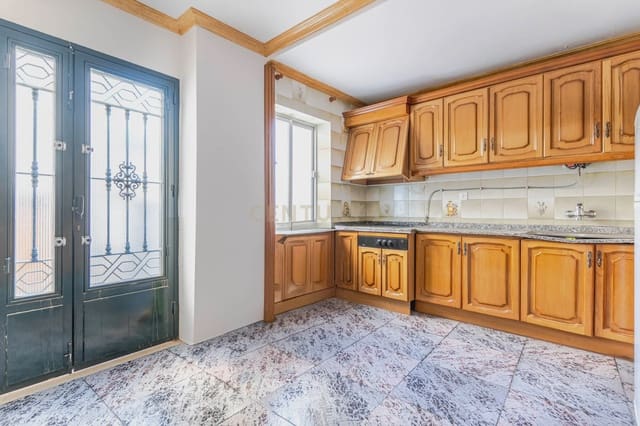 7 makuuhuone Omakotitalo myytävänä paikassa Itrabo - 64 500 € (Ref: 9289702)